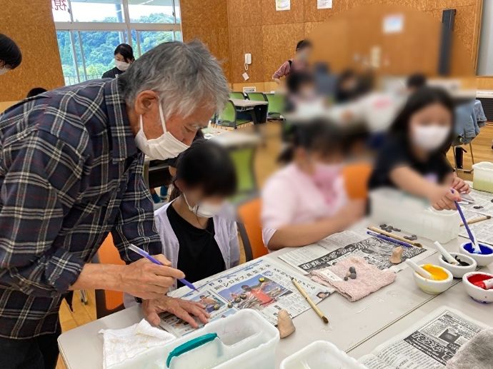 千葉県長南町で行われている芝原人形作り体験