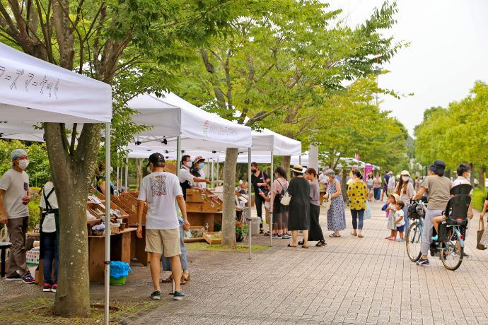 千葉県佐倉市で開催されるソメイノファーマーズマーケットの様子