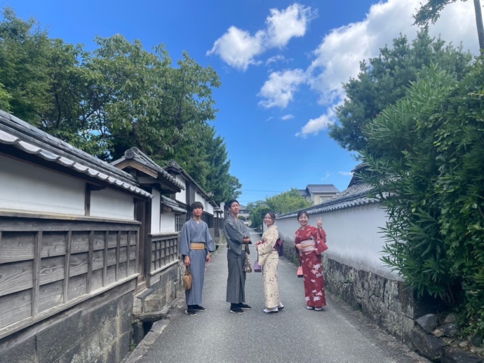 萩城下町での着物体験の様子