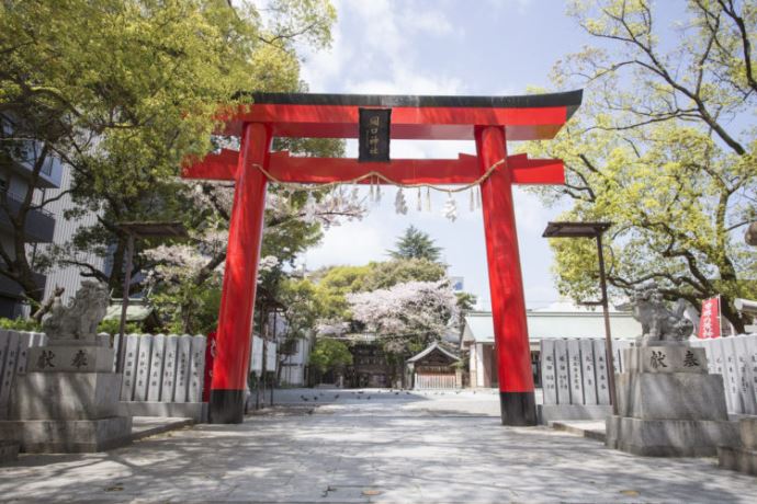 開口神社について