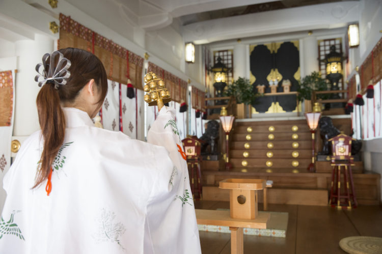 開口神社で挙式しようと考えているカップルへメッセージ