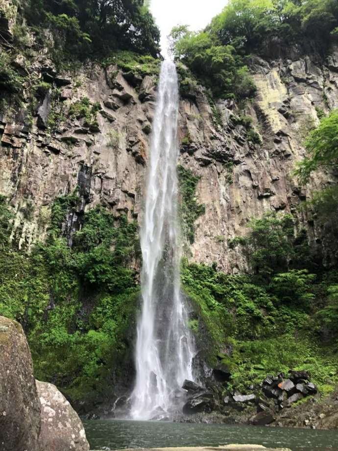 安心院町の映えスポット「東椎屋の滝」