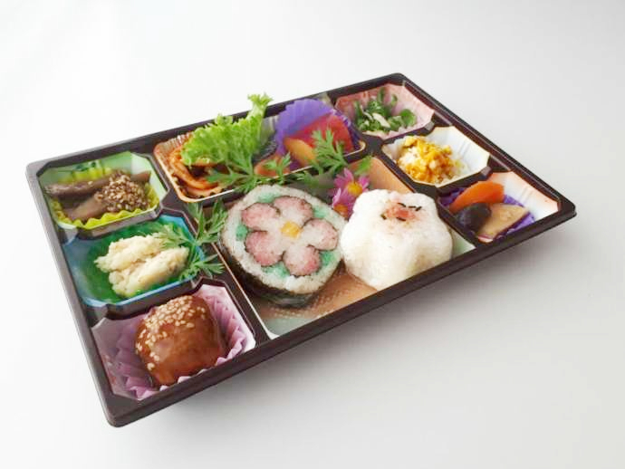 しあわせの鉄めしの一つ「ほほ笑みこまち弁当」