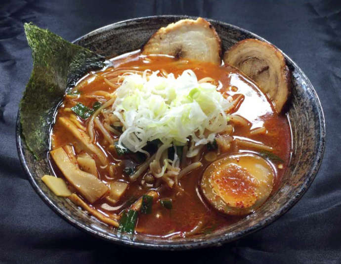 人気メニューの「野菜たっぷりみそラーメン」