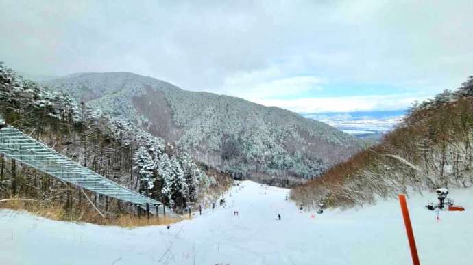 長野県東筑摩郡朝日村にある「あさひプライムスキー場」のスペシャルゲレンデ