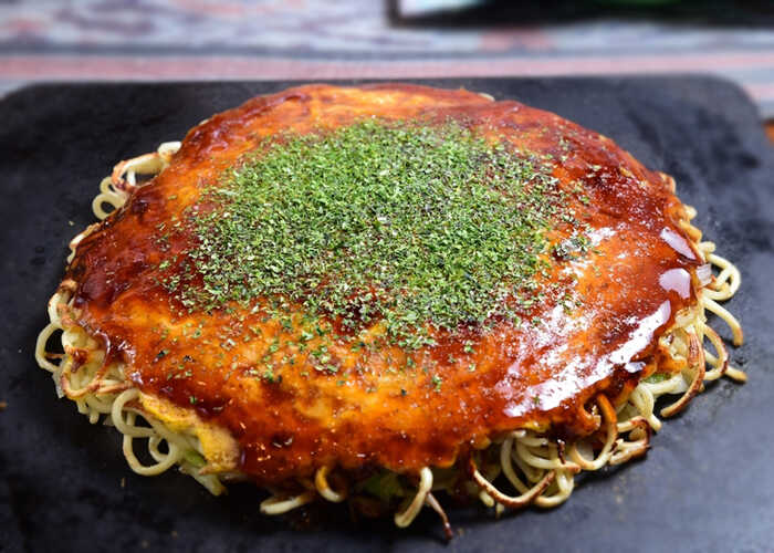 お好み焼きバリエー本店のそば肉玉