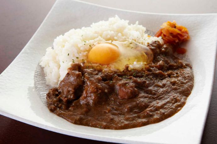 Bar karmaの牛すじカレー