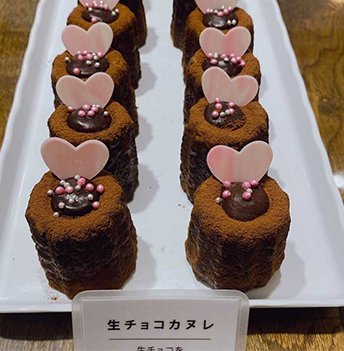 立町カヌレの生チョコカヌレ