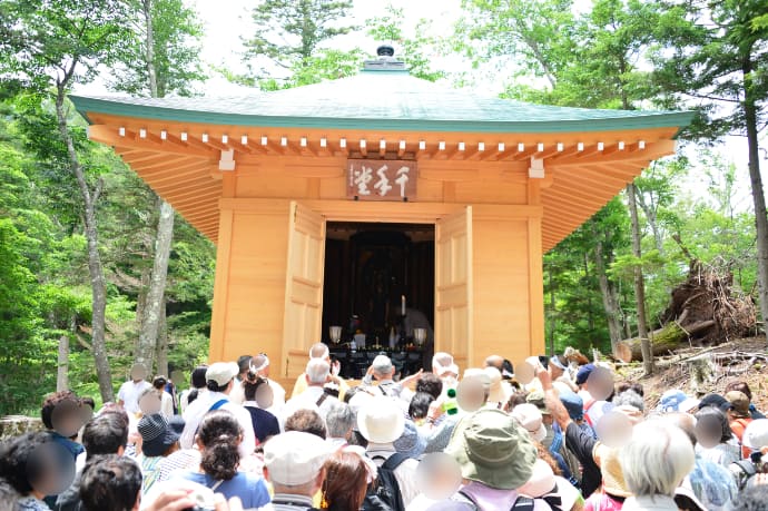 日光山中禅寺で行っている船禅頂の行事