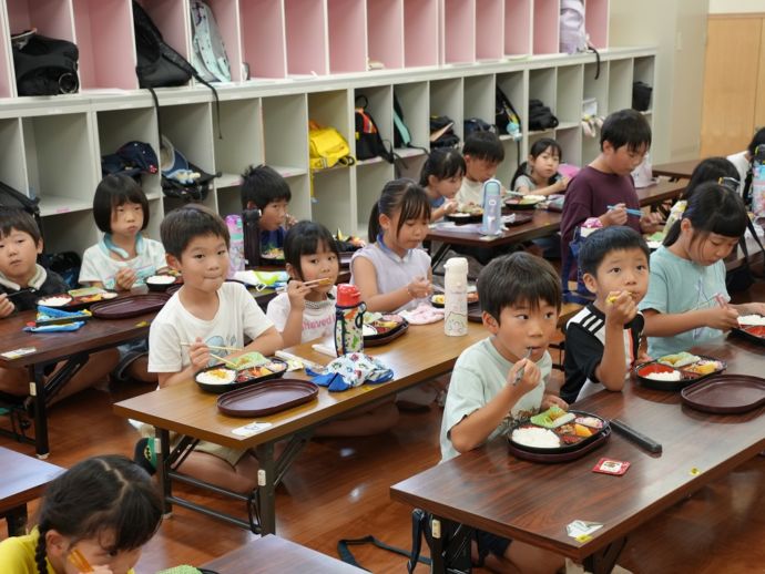 奈良市のバンビーランチの様子