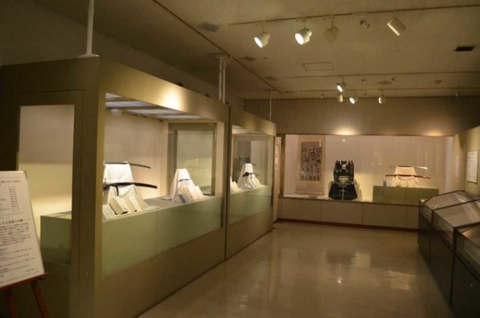 土浦市立博物館の展示室2における国宝展示