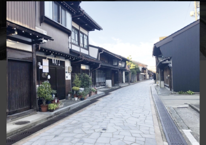 高岡大法寺周辺の街並み