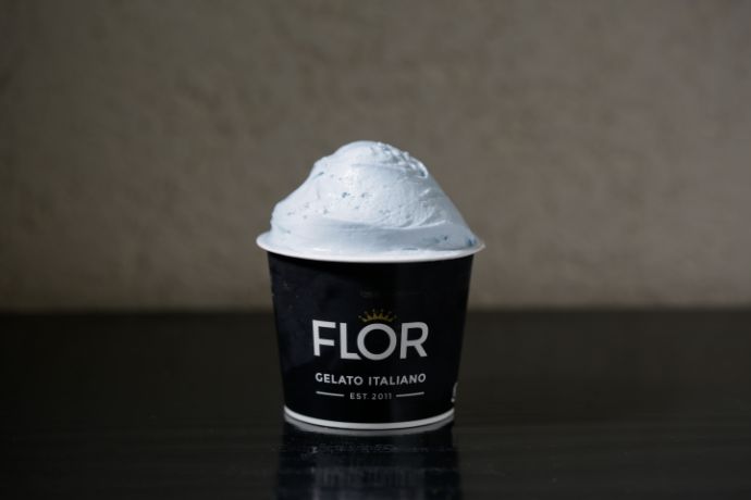 「FLOR GELATO ITALIANO OSAKA」のマーレフレーバーのジェラート