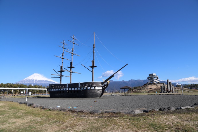 富士山の見える「みなと公園」