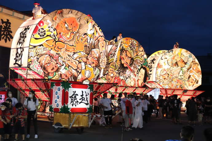 藤崎町の藤崎・常盤地区ねぷた合同運行