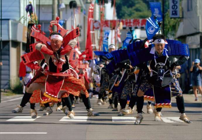 藤里町の駒踊りの様子