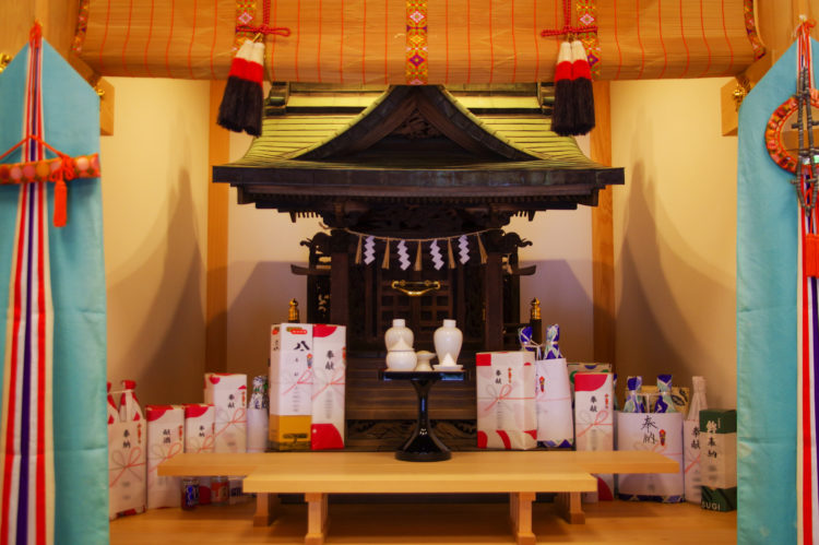 日本橋にある縁結びの福徳神社