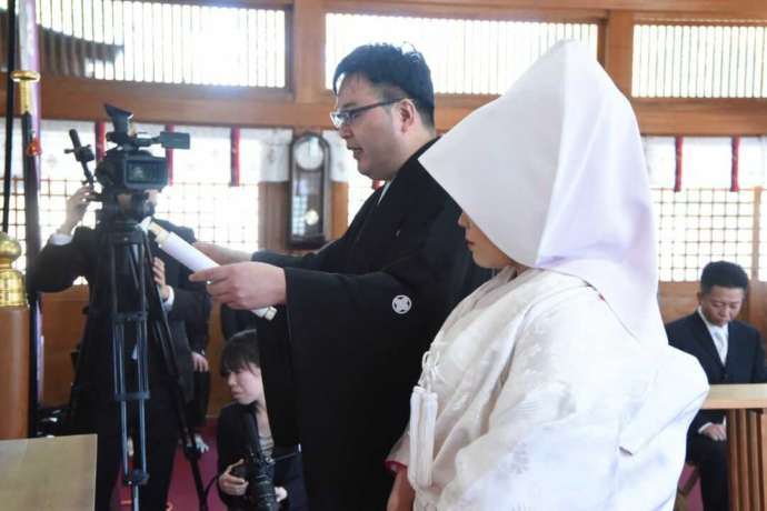 筑豊一ノ宮風治八幡宮の神前式の様子