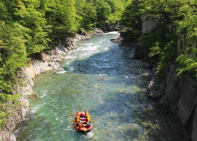 群馬県利根郡みなかみ町の「フォレスト＆ウォーター」で利用する利根川の様子