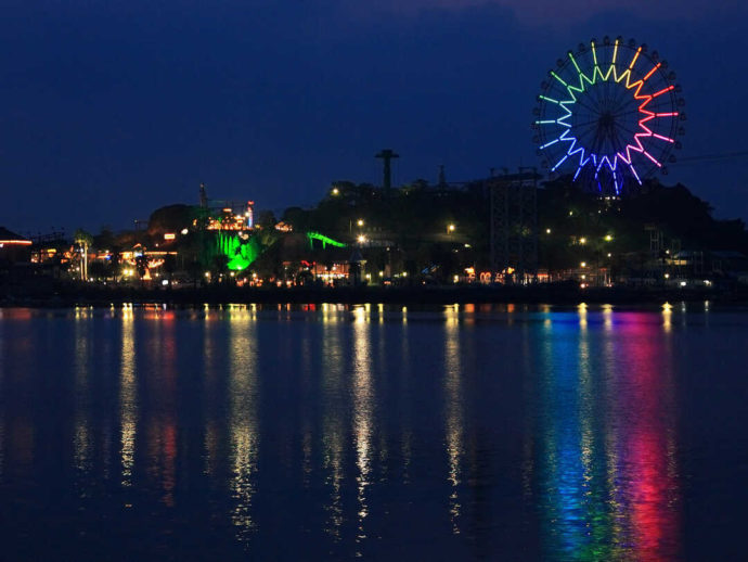 夜の浜名湖パルパルは夜景が美しい