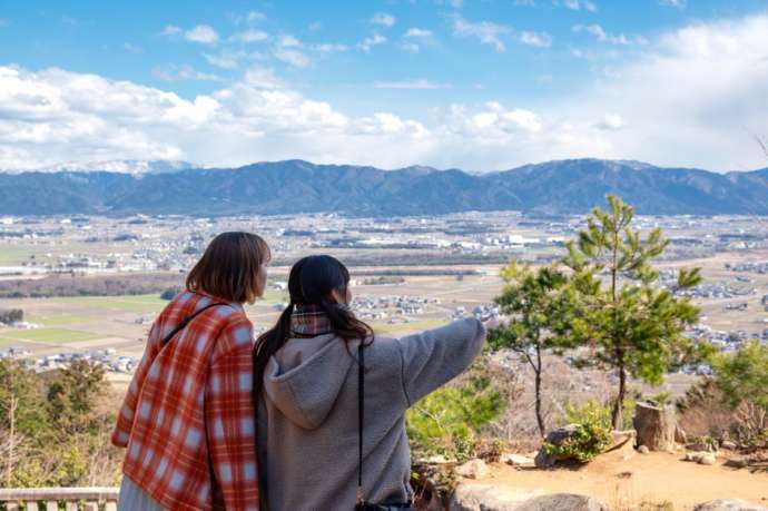 瓦屋禅寺から市内を一望できる景色