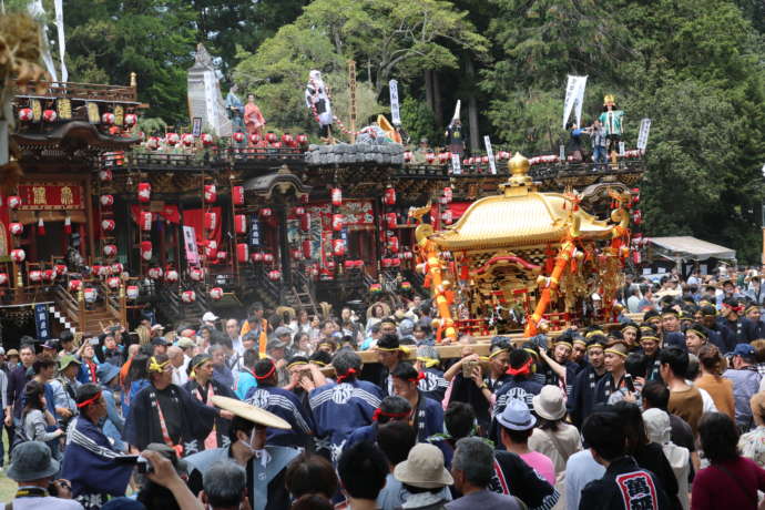 日野祭の様子