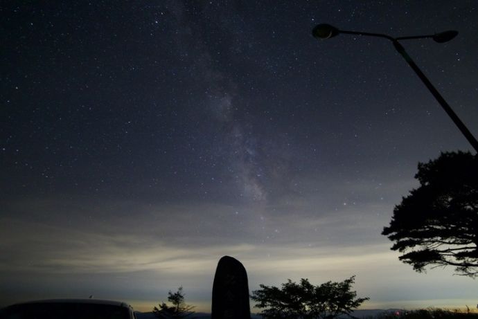 高嶺山から見た星空