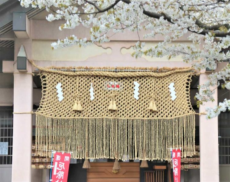 青森県青森市の廣田神社のじゃんばら大注連縄