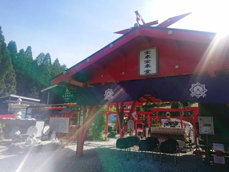 宝来宝来神社の宝来宝来堂