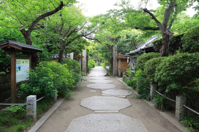 宝戒寺の歴史・見どころについて