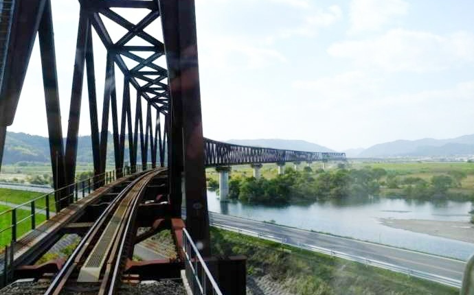 岡山県「井原鉄道」からの眺め