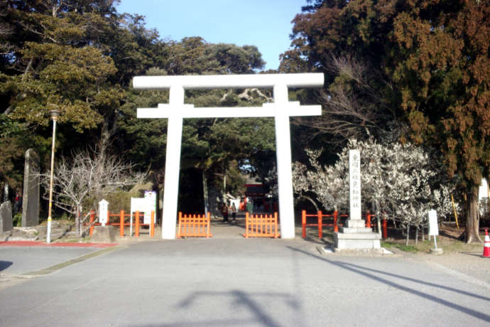 「息栖神社」二の鳥居と看板石