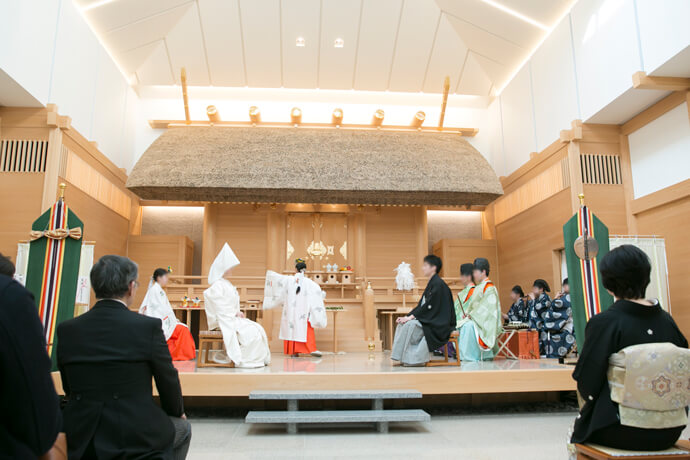 伊勢山皇大神宮の神前式の予約・衣装について