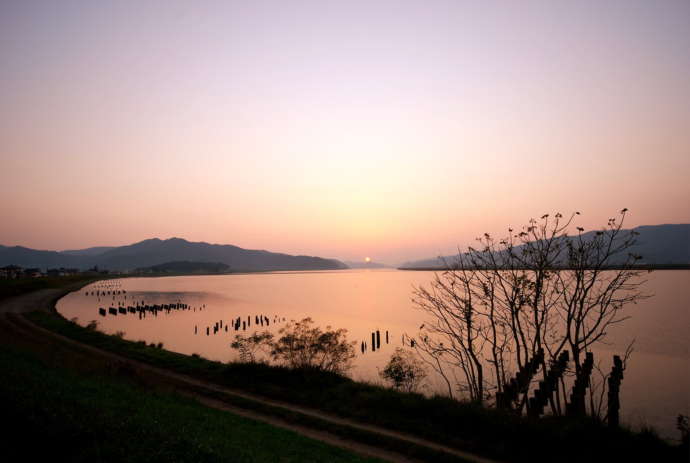 新北上川の夕景