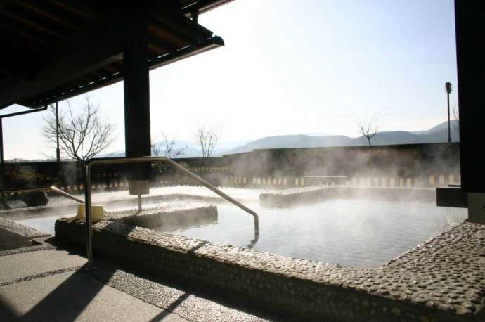 やさと温泉ゆりの郷の露天風呂