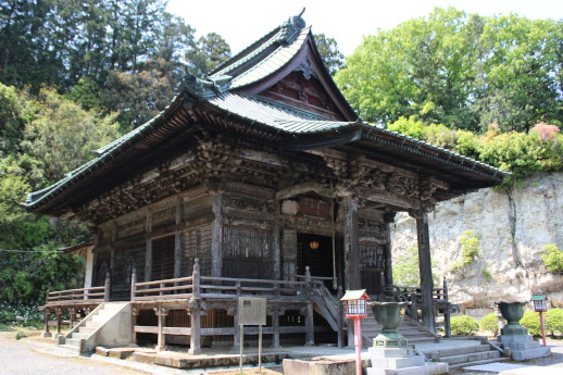 「岩殿観音 正法寺」の外観