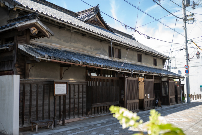 ミュゼ灘屋の外観