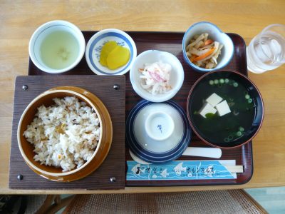 ペンションホルンフェルスの定食