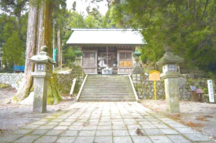 養老町の映えスポット「養老神社」