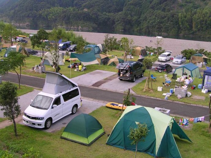 四万十カヌーとキャンプの里 かわらっこのオートキャンプの様子