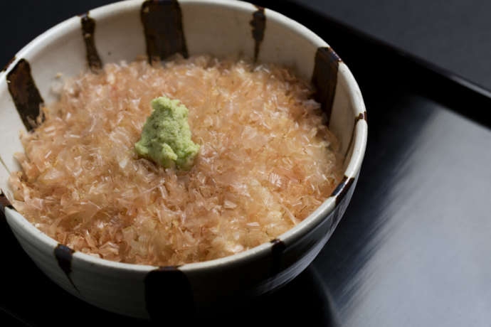 河津町のご当地グルメわさび丼