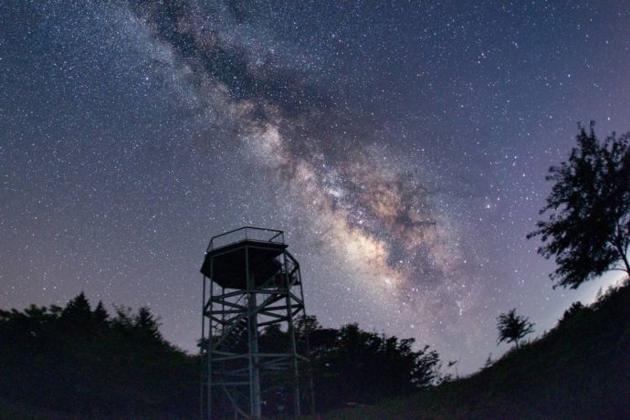 内山展望台から眺める満天の星空