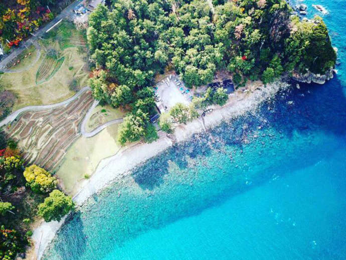 黄金崎公園の海の空撮写真