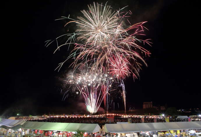 湖南市夏祭りの打ち上げ花火