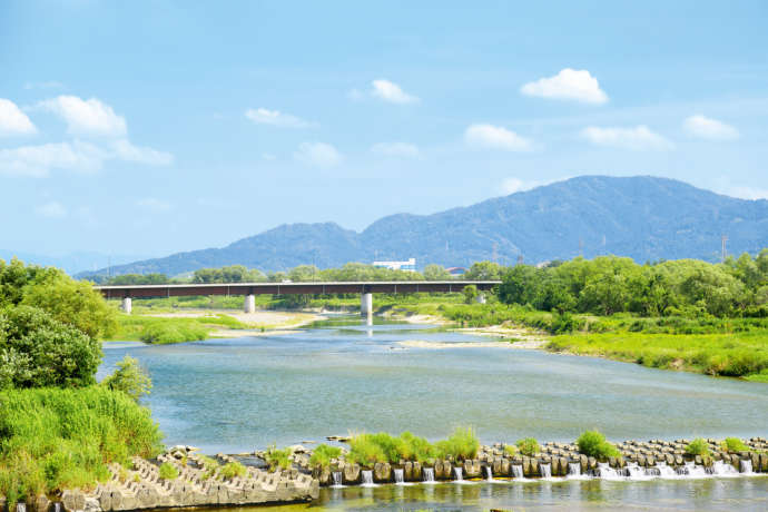 湖南市の中央を流れる野洲川