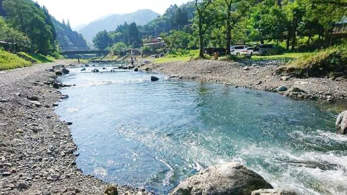 小菅フィッシングビレッジの釣り場：川下流部