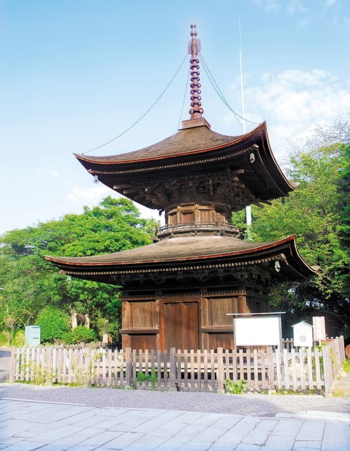 下松市の花岡八幡宮の境内にある閼伽井坊多宝塔