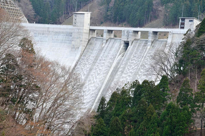 福井県若狭町熊川にある河内川ダムの様子