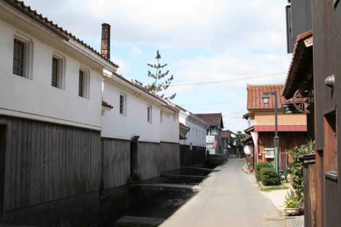 鳥取県倉吉市にある白壁土蔵群の風景