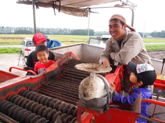 いただきますカンパニー農園ピクニックの契約農家の方